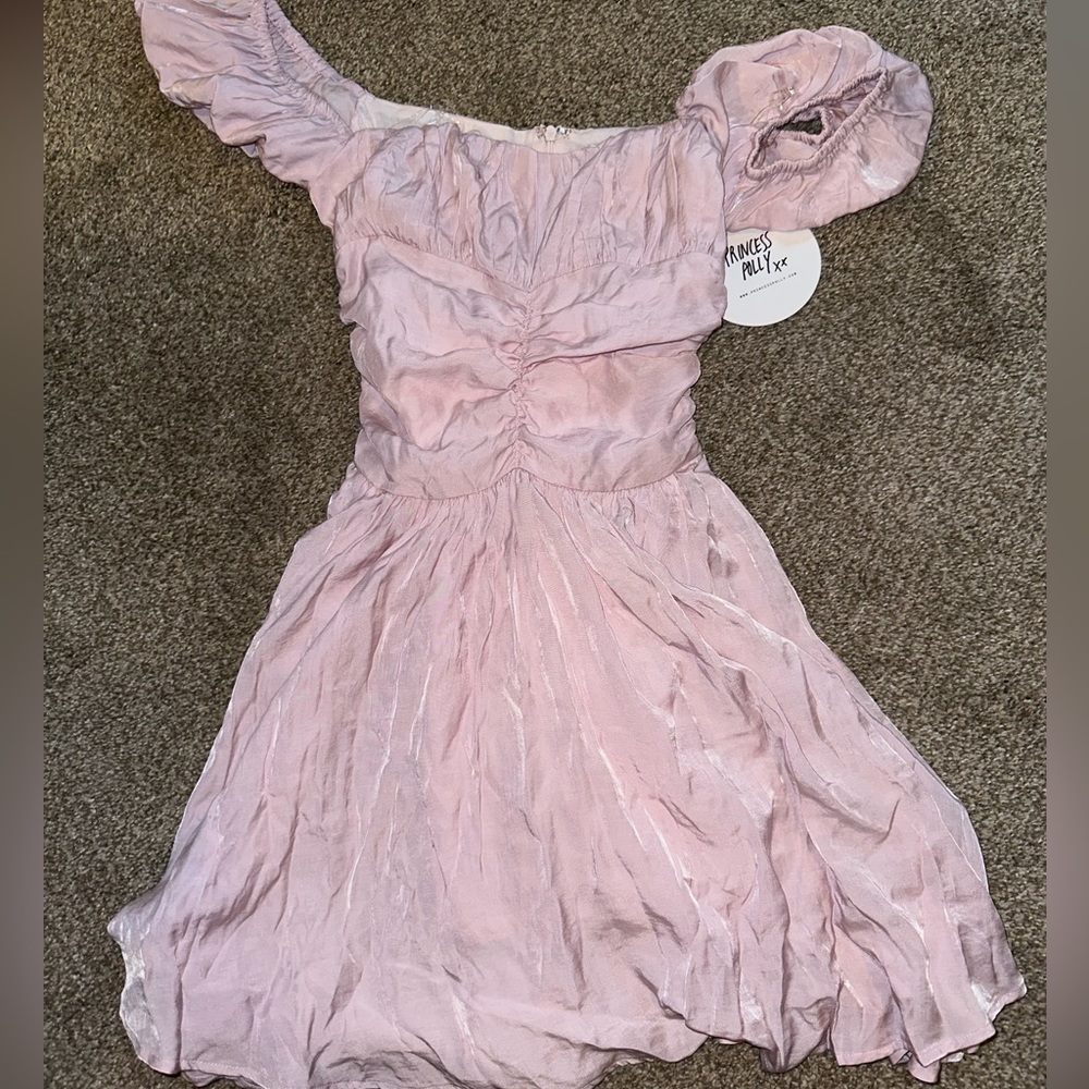 Princess Polly dress. Size 0. Color light pink.